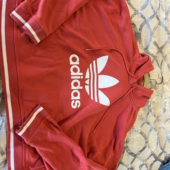 Adidas cropped style sweatshirt - Picture 2 of 4